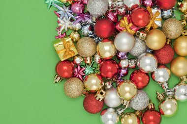 çeşitli Noel dekorları