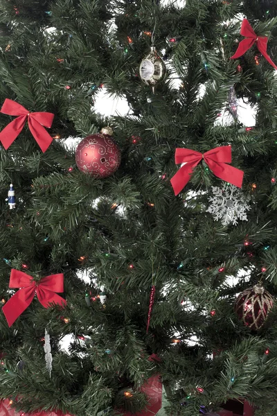 Dekorativer Weihnachtsbaum — Stockfoto