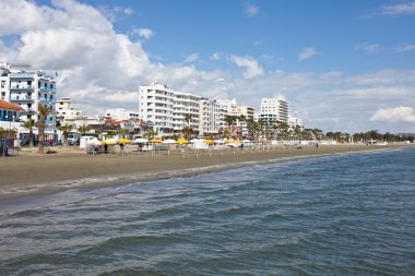 Larnaka Beach'te. Kıbrıs.