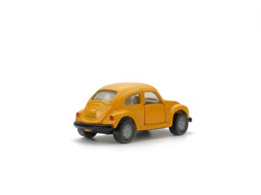 Sarı model araba