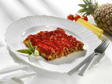 Asya tavuk makarna ile