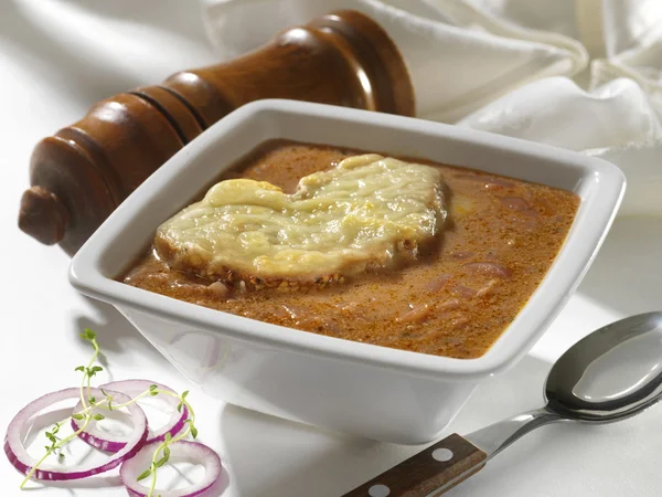 Läcker onion soup i bahama stil Stockbild