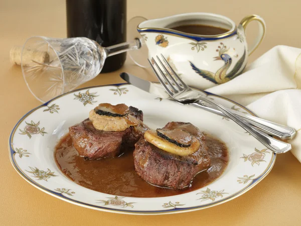 Steak de boeuf style Rossini — Photo