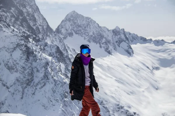 Portrait Girl Top Snowy Mountain — Stock Photo, Image