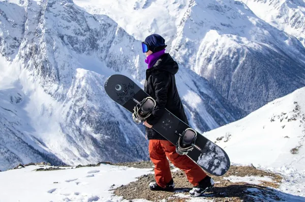 Portrait Girl Snowboard Top Snowy Mountain — 图库照片