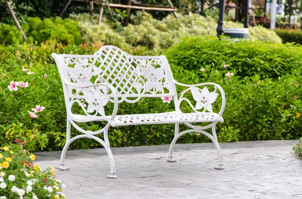 Chair in the garden. — Stock Photo, Image