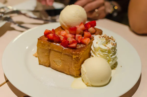 Brot und Eis. — Stockfoto