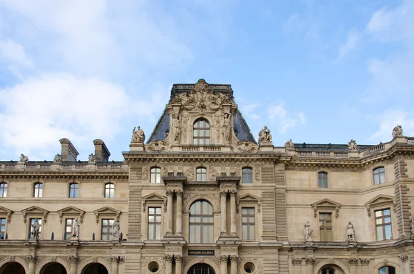 Louvren museum i Paris — Stockfoto