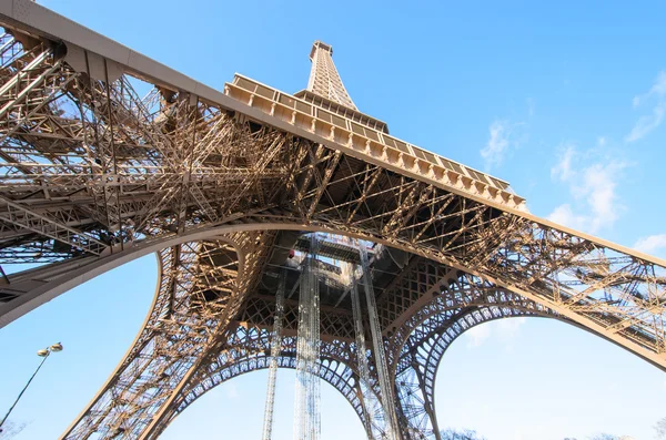 Eiffelturm in Paris — Stockfoto