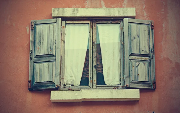 Ξύλινα παράθυρα — Φωτογραφία Αρχείου