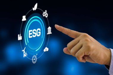 Erkek eller sanal ekran ESG tuşuna dokunur Sürdürülebilir kurumsal gelişim kavramı