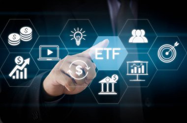 El işadamı ikonu ETF Ticaret Fonu Sanal ekran Internet İş piyasası finans Endeksi Fonu Konsepti.