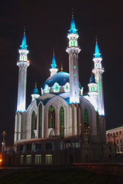  gece qolsharif Camii 