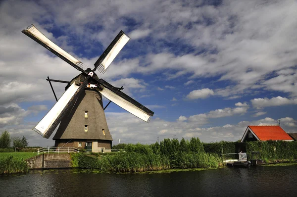 The windmills of Kinderdijk — Stock Photo, Image