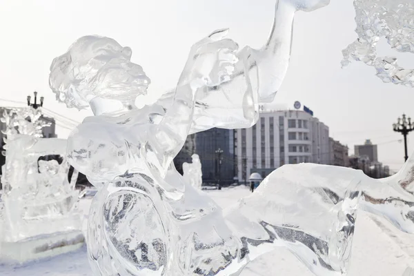 Скульптура льда — стоковое фото