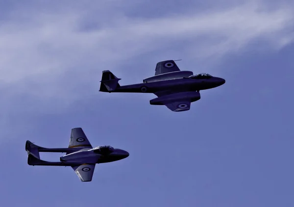 在形成在堪培拉的历史性喷气式战斗机。 — 图库照片