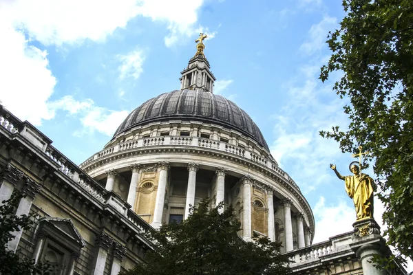 Cúpula de la catedral de San Pablo en Londres Imagen De Stock