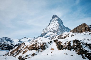 Schwarzsee teleferik istasyonu Zermatt 'tan Matterhorn' un bir manzarası.