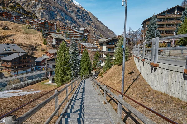 Paisaje Alrededor Del Centro Ciudad Zermatt Una Ciudad Montaña Famosa —  Fotos de Stock