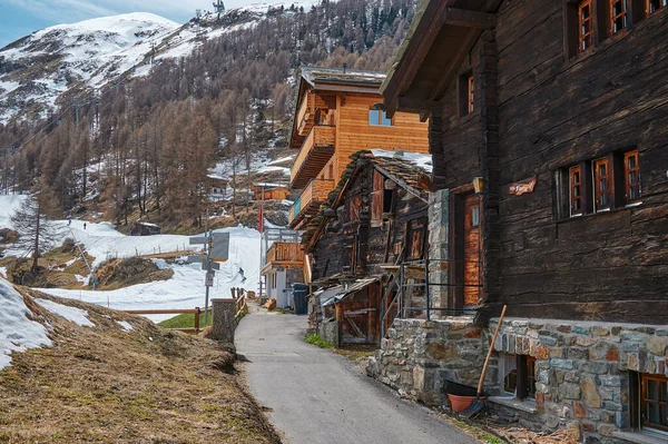 Uma Paisagem Torno Aldeia Furi Uma Pequena Aldeia Zermatt Conhecida — Fotografia de Stock