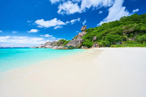 Paisaje Isla Similan Día Soleado Sin Gente Playa Tailandia — Foto de Stock