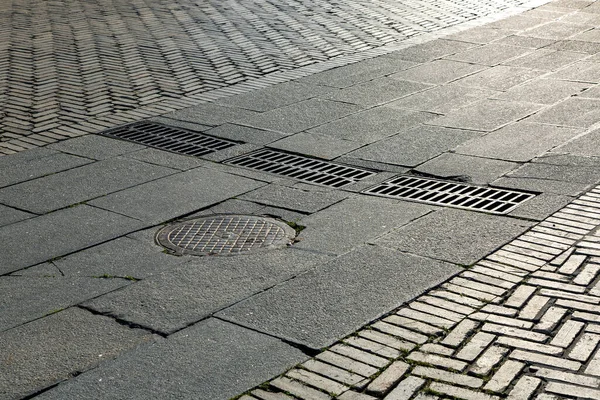 Iron Manhole Hatches Rectangular Gratings Drainage System Road Paved Stone — Stock fotografie