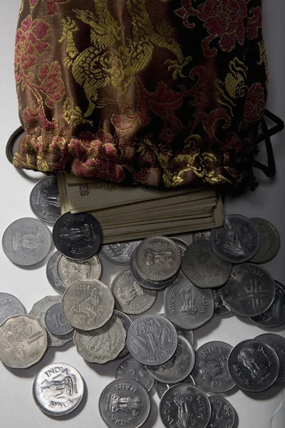 Monety i banknoty walut — Zdjęcie stockowe