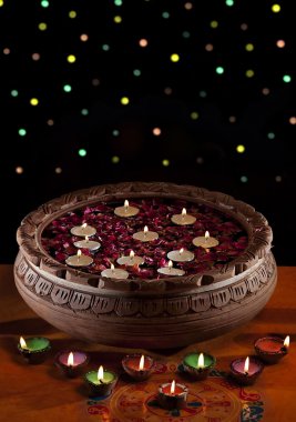 Dekoratif yer diyas