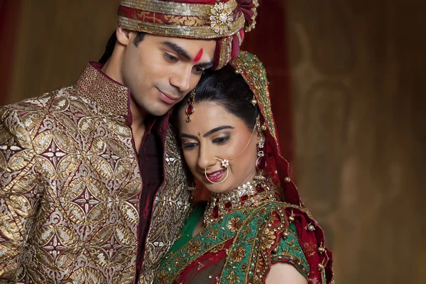 Gyönyörű indiai pár — Stock Fotó