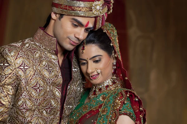 Beautiful indian couple — Stock Photo, Image