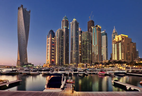 Dubai marina und jbr — Stockfoto