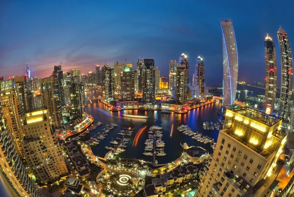 Dubai marina und jbr — Stockfoto