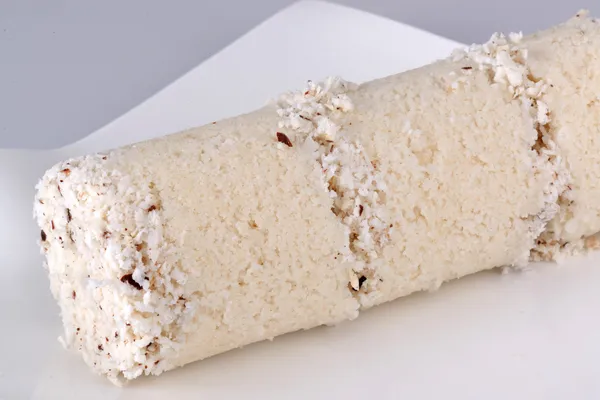 Beyaz pirinç puttu