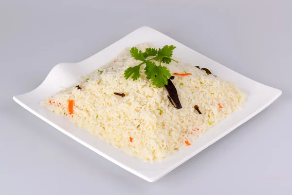 Arroz de Ghee en plato blanco — Foto de Stock