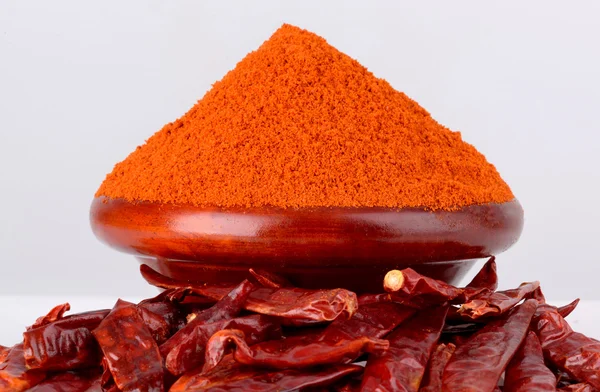 Chilly powder with red chilly — Stock Photo, Image