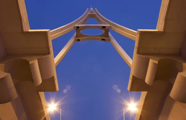 ドバイ、アラブ首長国連邦のビジネス湾橋 — ストック写真