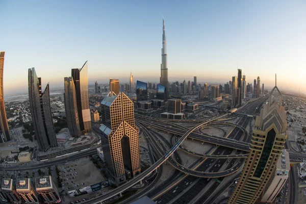 Dubais stadssilhuett — Stockfoto