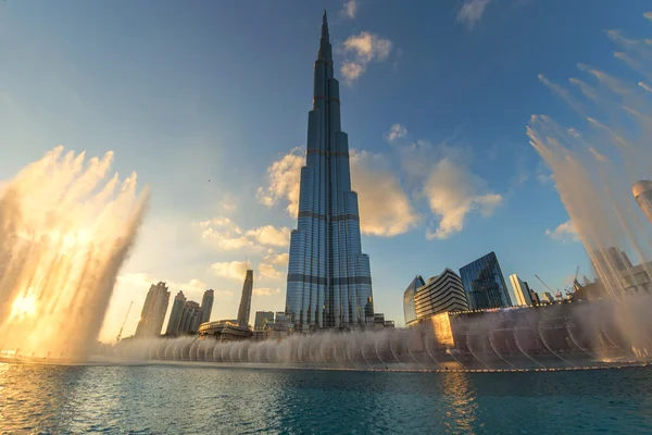 Burj khalifa 和迪拜市中心 — 图库照片