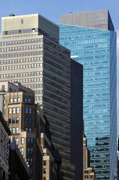 Stad van baksteen en glas — Stockfoto