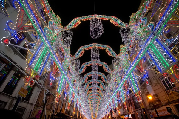 Verlichting van straat in valencia tijdens de fallas — Stockfoto