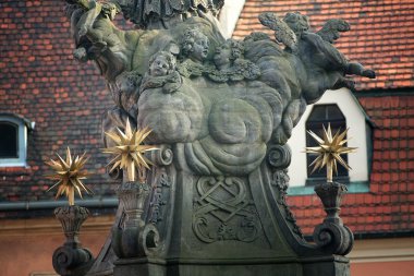 Wroclaw bir bebek melek heykeli