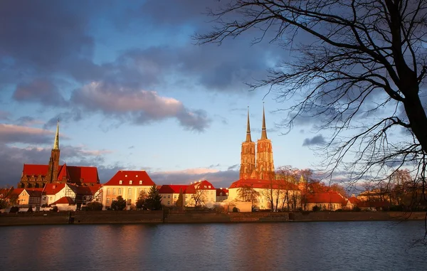 พาโนรามาของเกาะโบสถ์ Wroclaw — ภาพถ่ายสต็อก