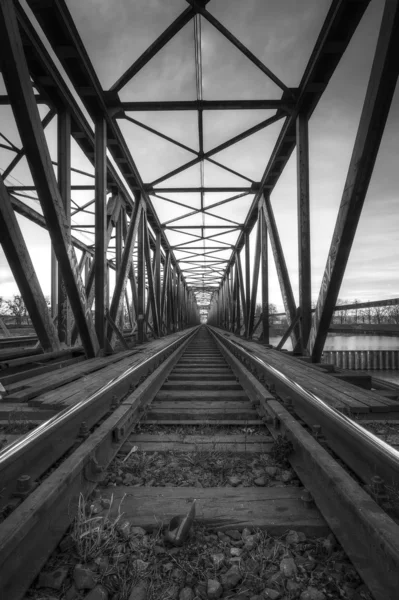 Alte Eisenbahnbrücke Stockbild