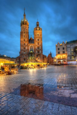 St. Mary Kilisesi Krakow 'da.