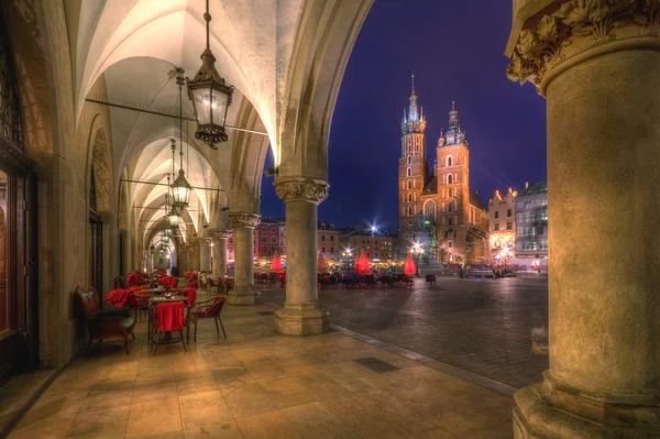 Krakow gece bez Salonu'nda