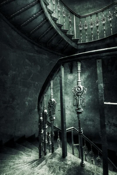 eski merdiven retro tarzı