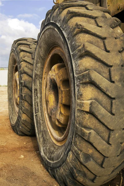 Tractor wheels — Stock Photo, Image