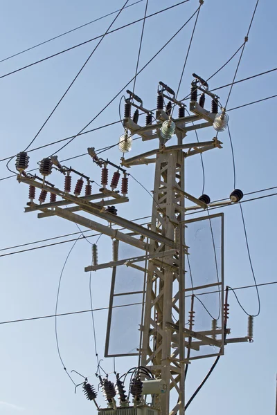 elektrik direğinden