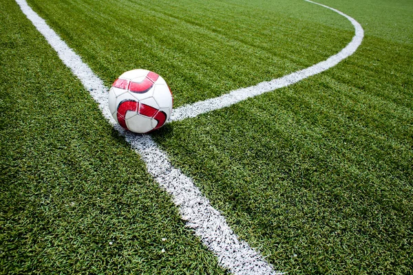 Balón de fútbol en el estadio — Foto de Stock