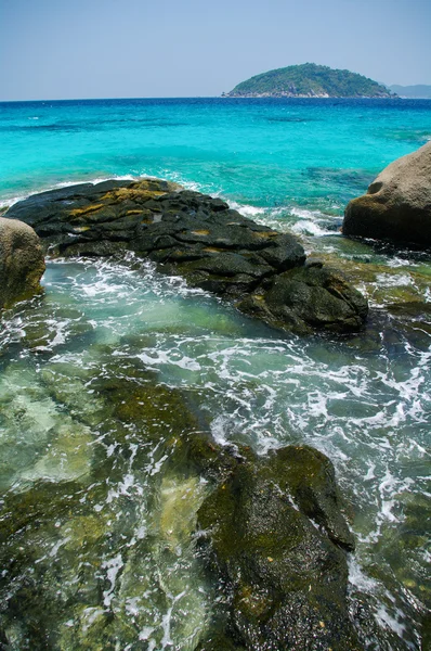 Prachtige blauwe zee van Zuid-thailand, Azië — Stockfoto